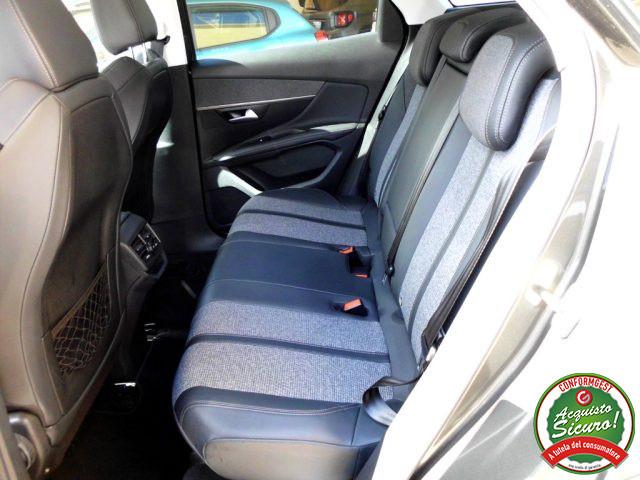 PEUGEOT 3008 BlueHDi 130 S&S Allure