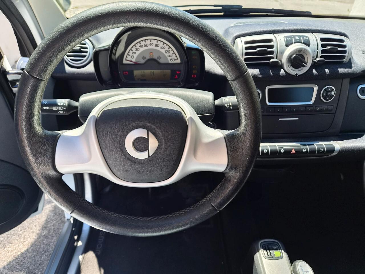 Smart ForTwo 1000 52 kW MHD coupé passion