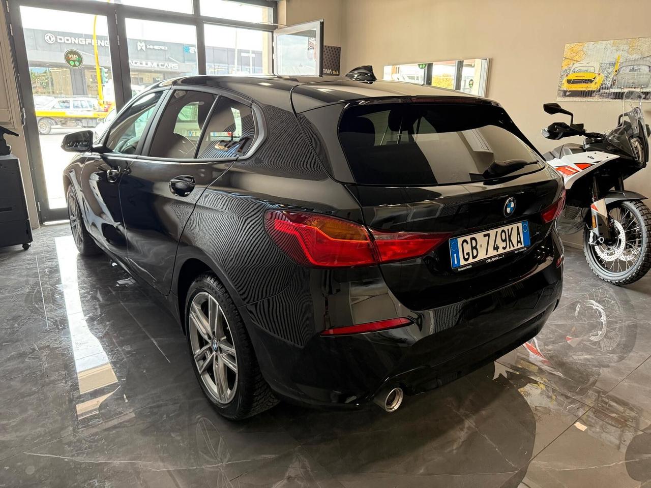 Bmw 116 116d 5p. Business