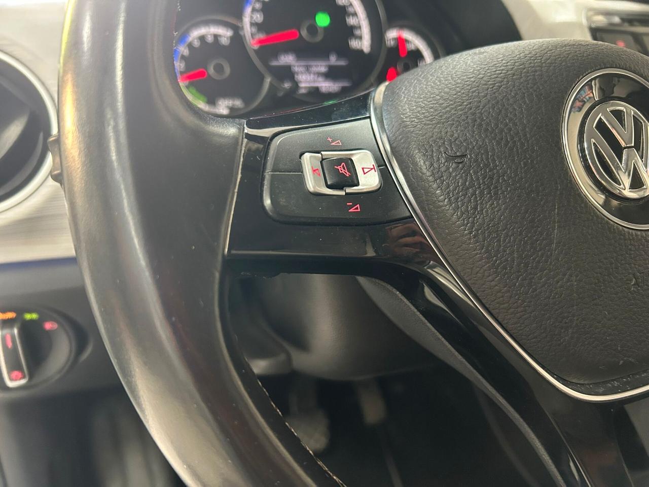 Volkswagen up! e-up! 82 CV