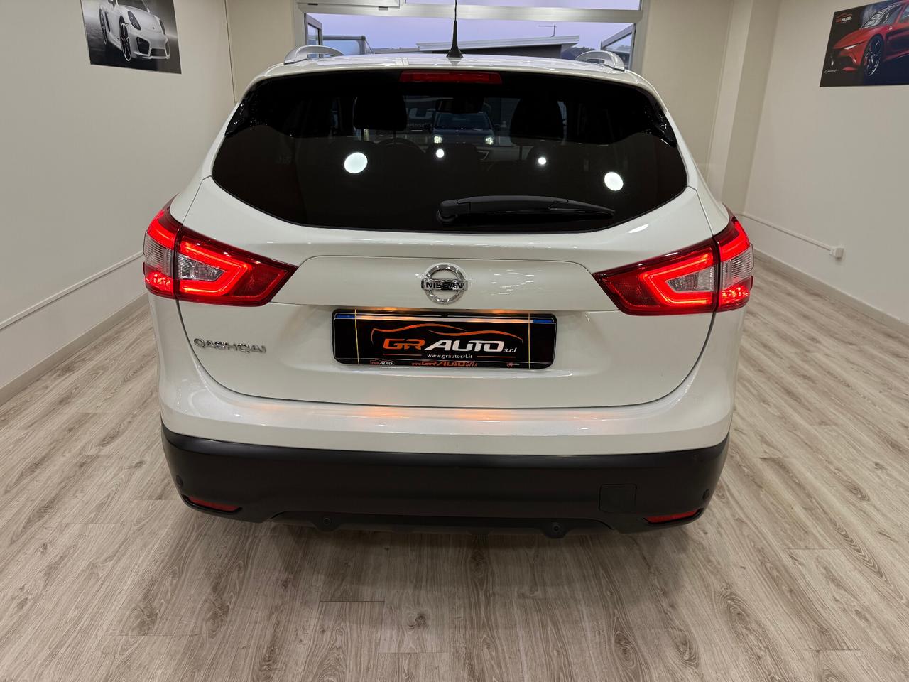 Nissan Qashqai 1.6 dCi 2WD Tekna *full optional *