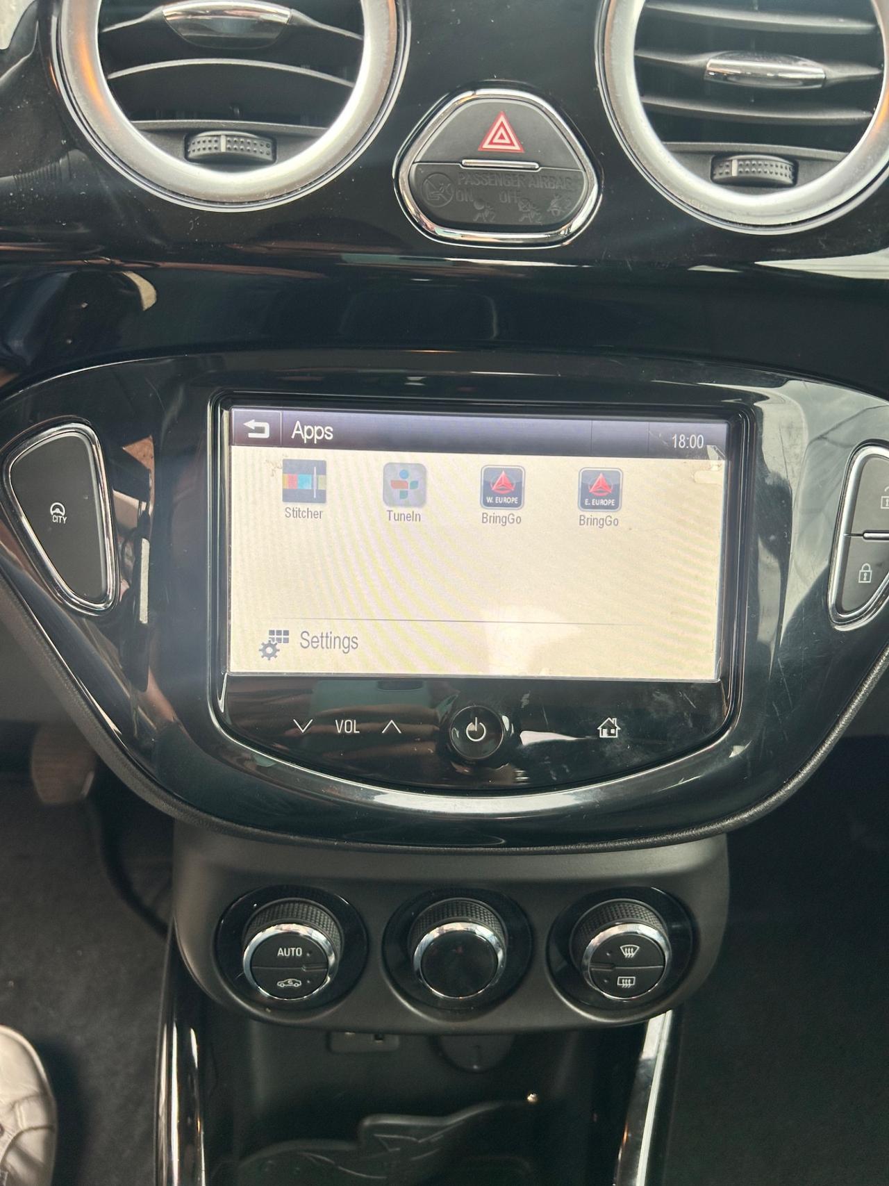 Opel Adam 1.2 70 CV