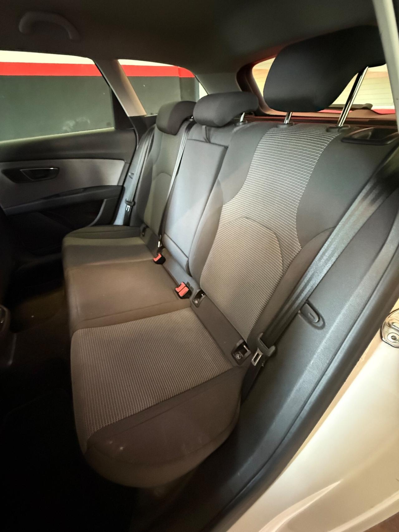 Seat Leon 1.4 TGI DSG ST Business HIGH