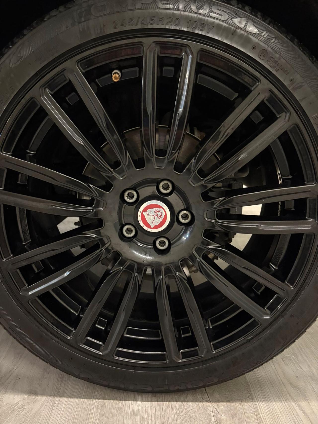 Jaguar E-Pace 2.0D 150 CV AWD R-Dynamic Automatico