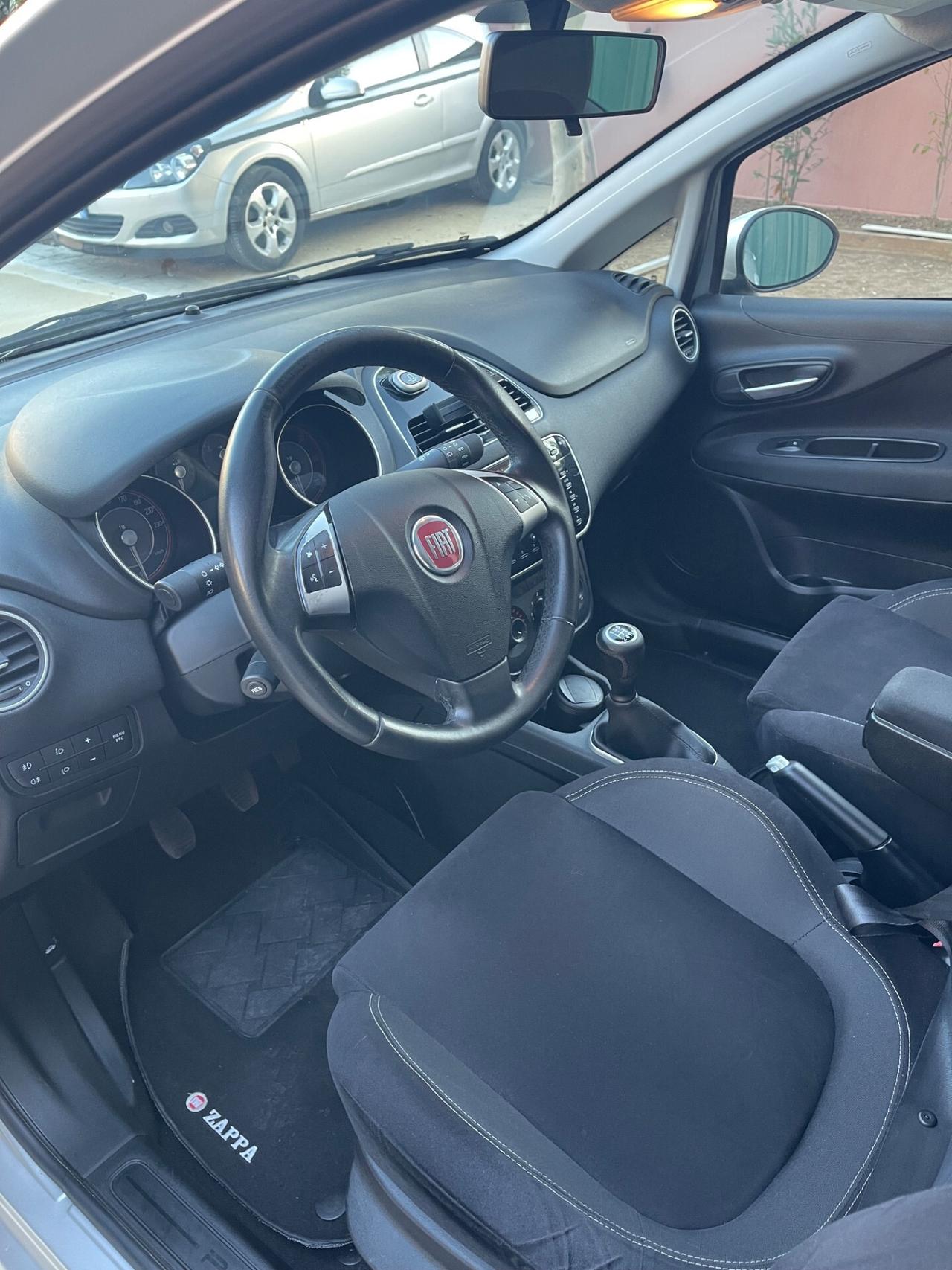 Fiat Punto 1.3 MJT II S&S 85 CV 5 porte ECO Street