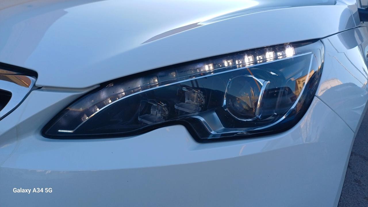Peugeot 308 1.6 e-HDi 115 CV Stop&Start Allure