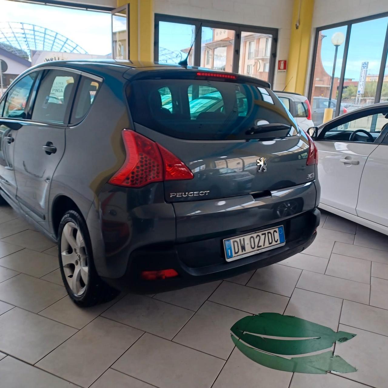 SPAZIOSA IDEALE PER FAMIGLIE 3008 1.6 HDI