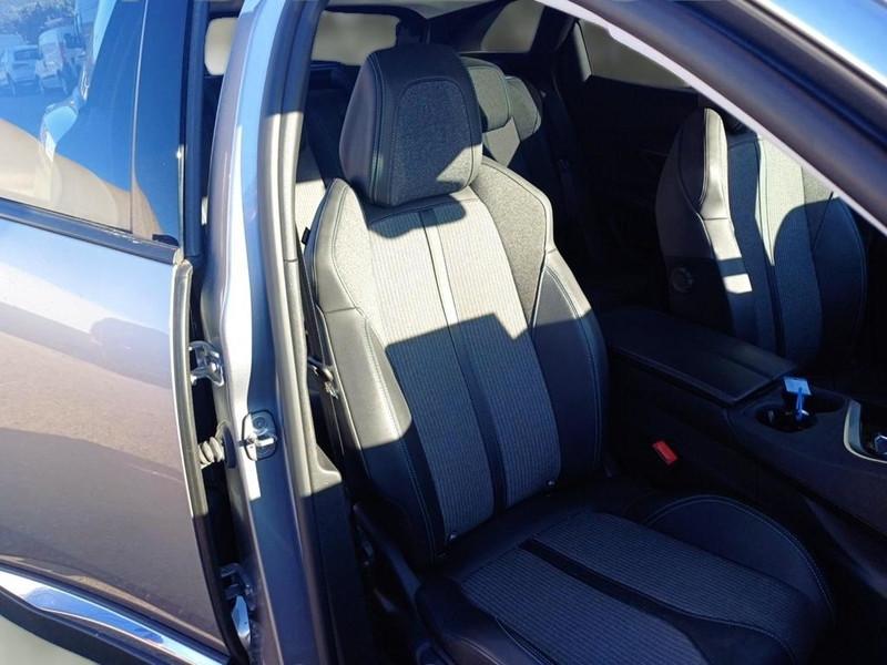 PEUGEOT 3008 BLUEHDI 130 EAT8 SES ALLURE SUV