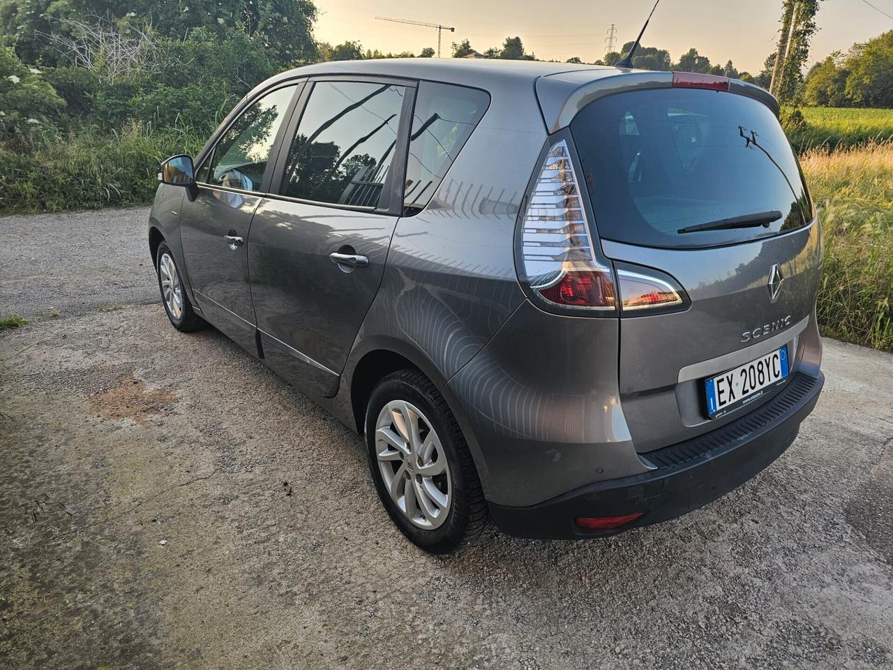 Renault Scenic Scénic XMod 1.6 Wave