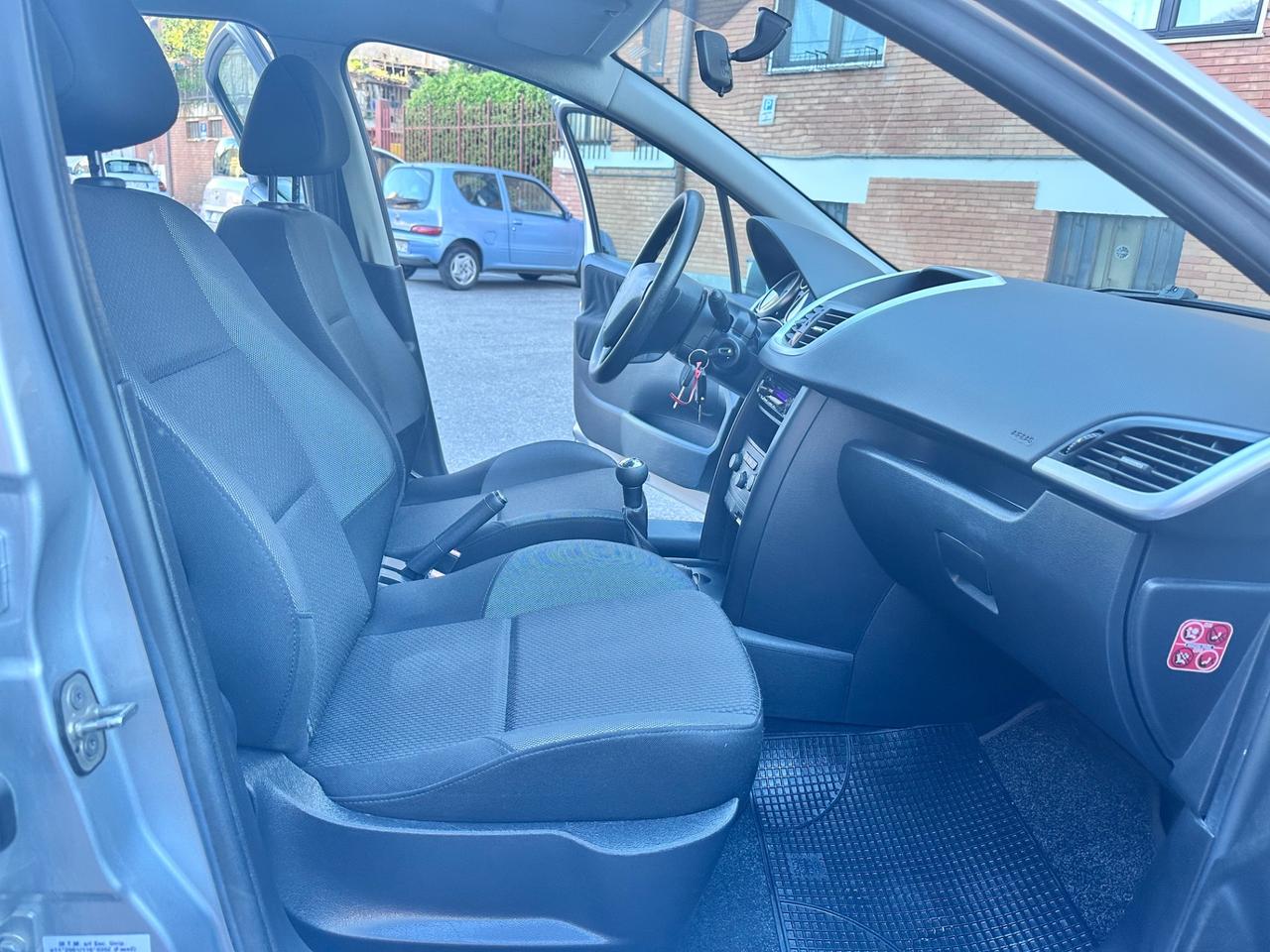 Peugeot 207 benzina gpl 5 porte euro 5