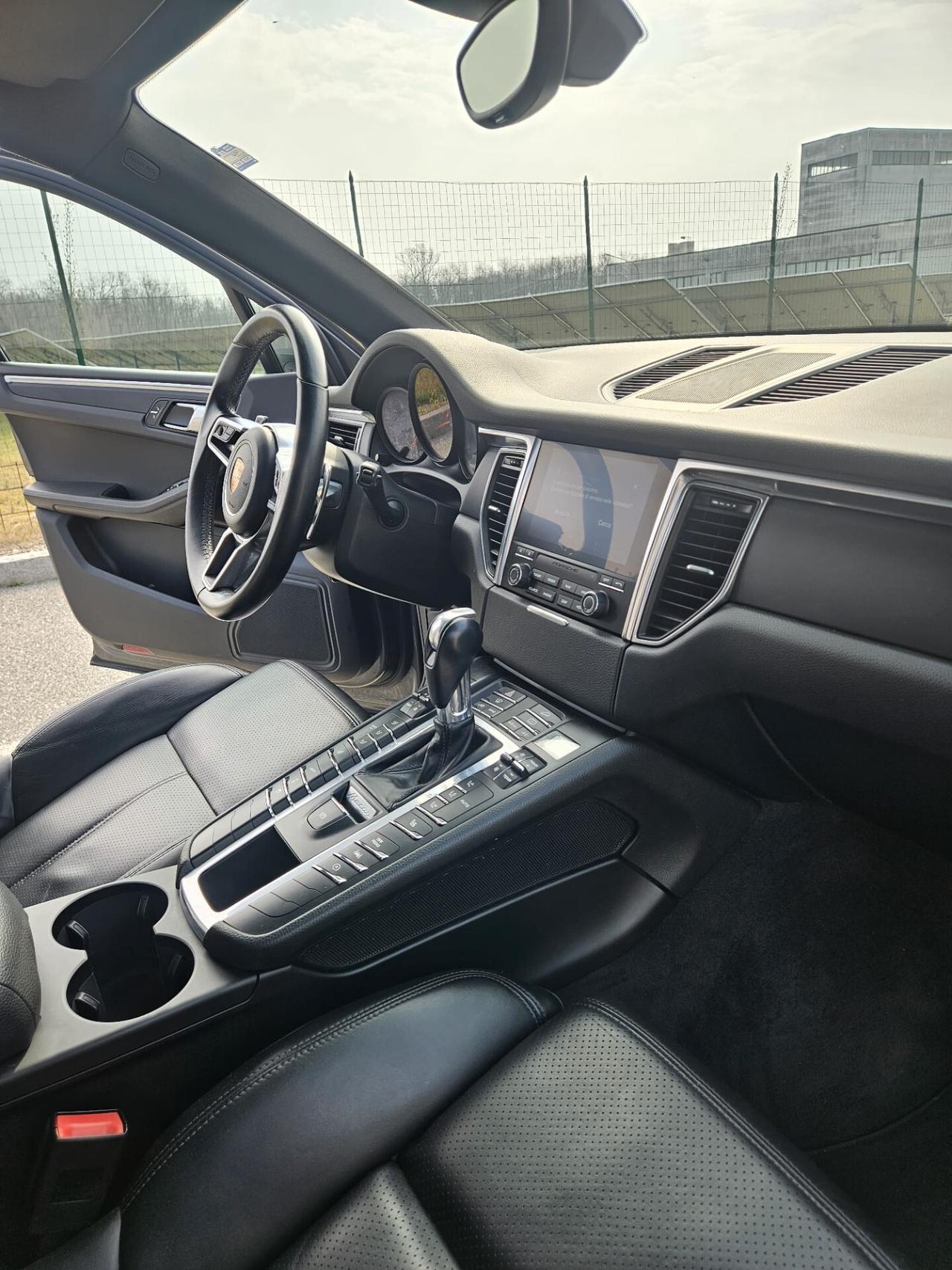 Porsche Macan 2.0 turbo benzina