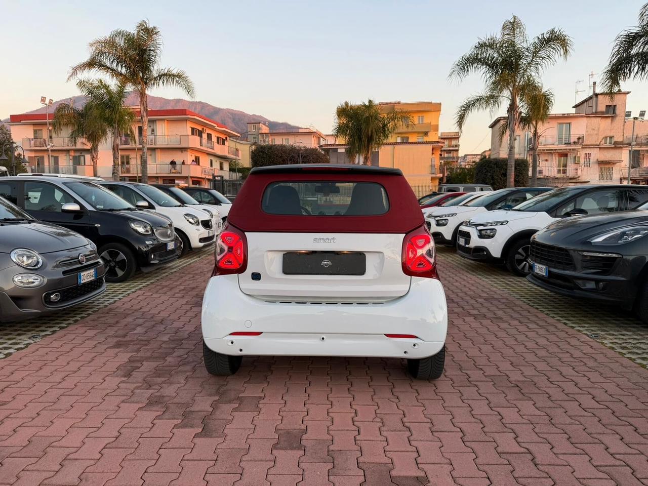 Smart ForTwo EQ cabrio Suitegrey (4,6kW)