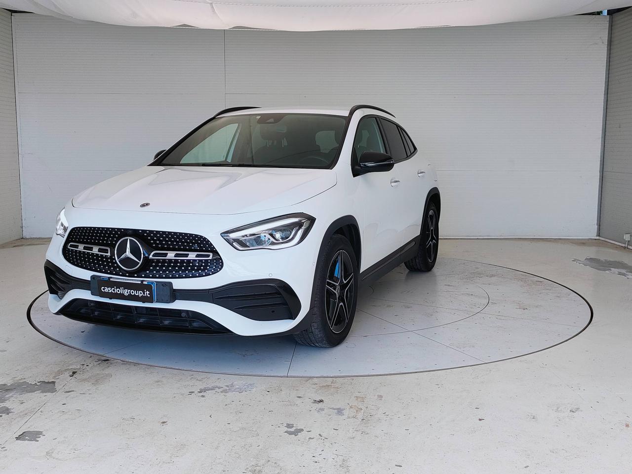 Mercedes-Benz GLA-H247 2020 - GLA 200 d Premium 4matic auto