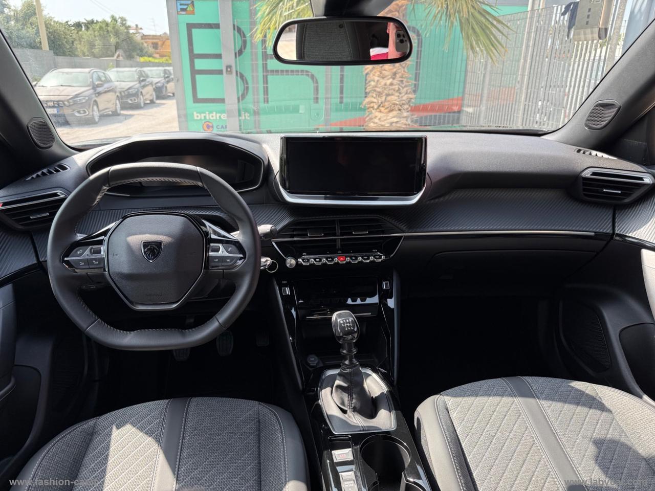 PEUGEOT 2008 PureTech 100 S&S Allure