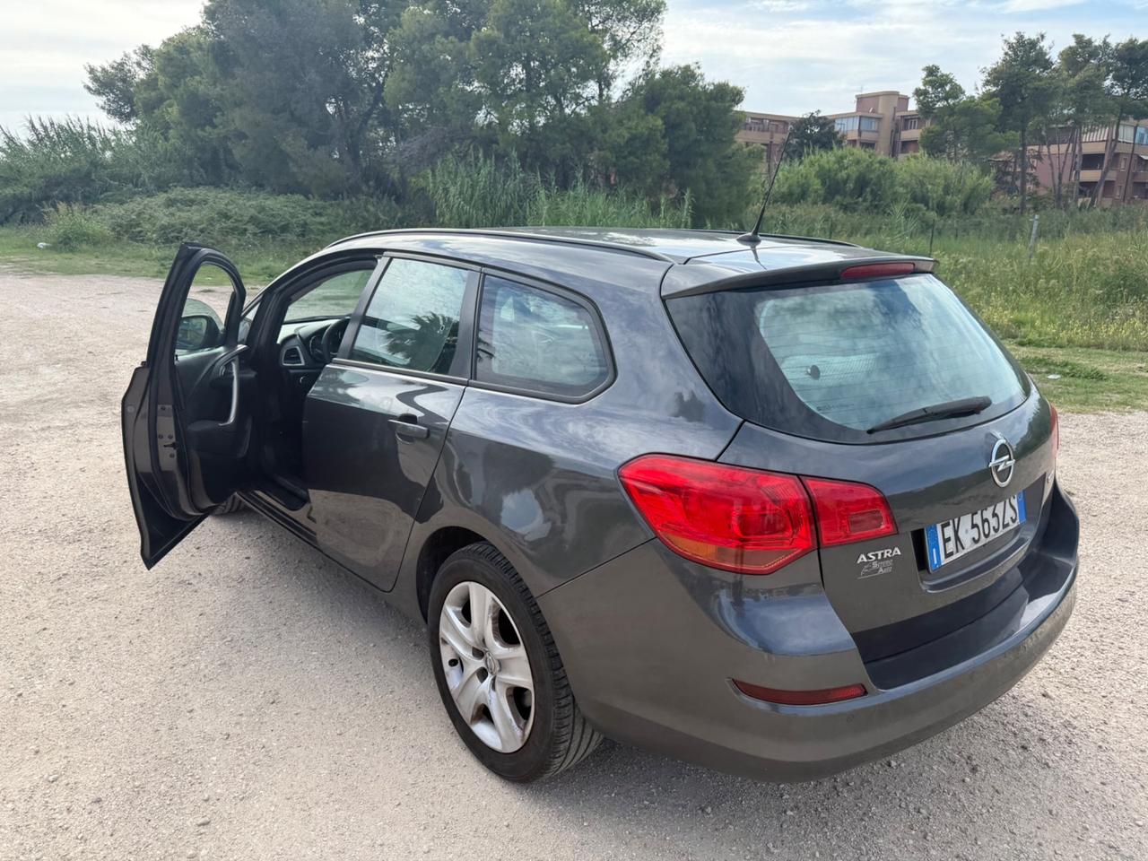 Opel Astra 1.7 CDTI 125CV 5 porte PERMUTE
