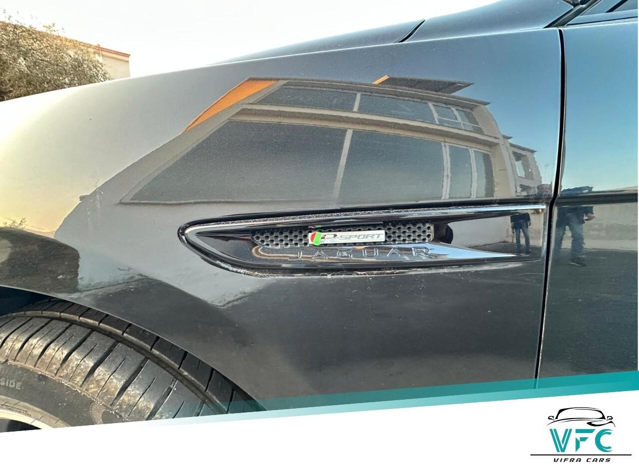 Jaguar F-Pace 2.0 D 180 CV AWD aut. Portfolio