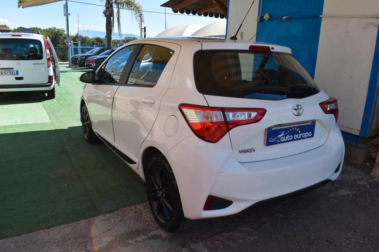 Toyota Yaris 1.0 72 CV 5 porte Lounge 2019