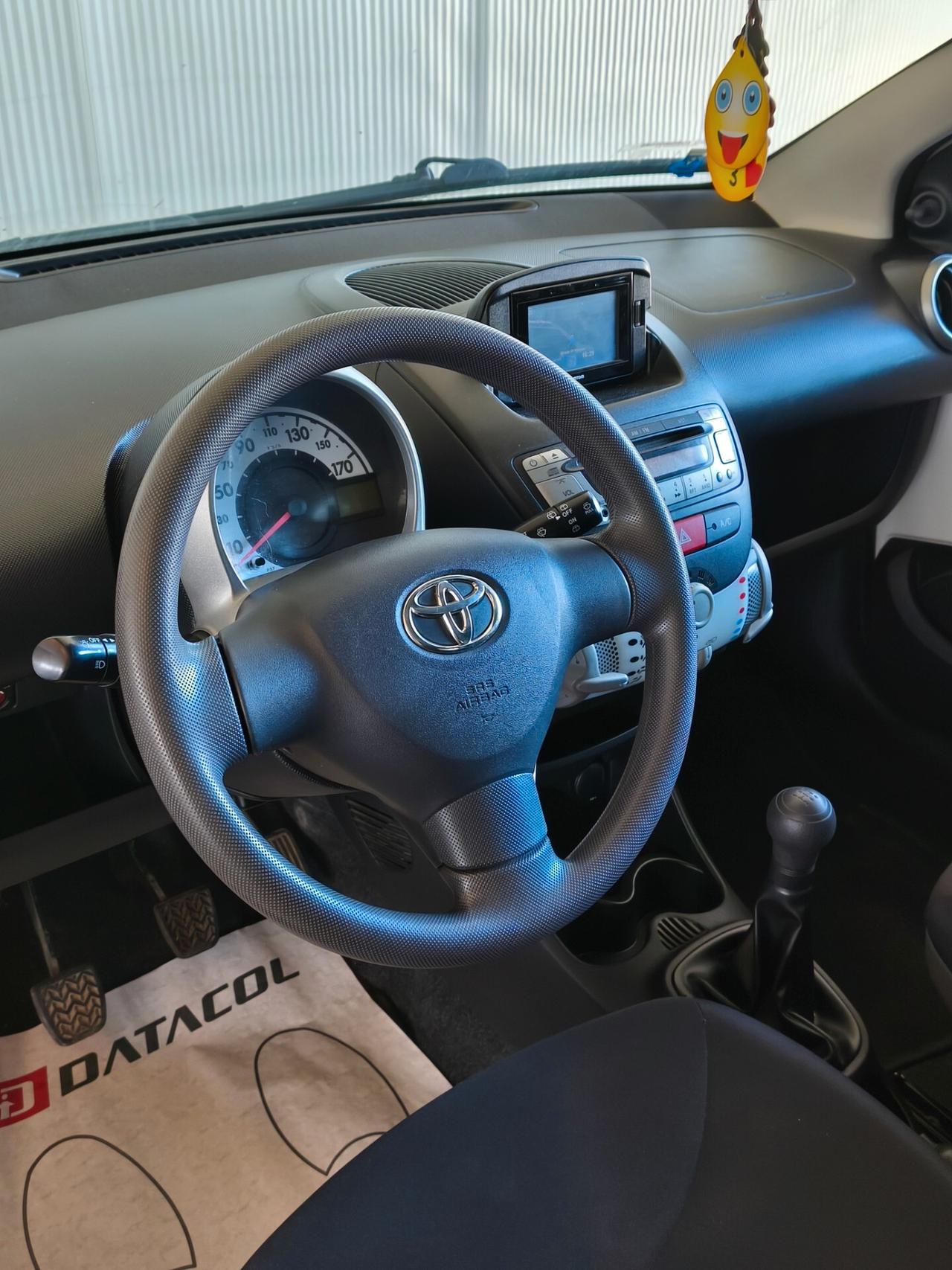 Toyota Aygo 1.0 12V VVT-i 5 porte