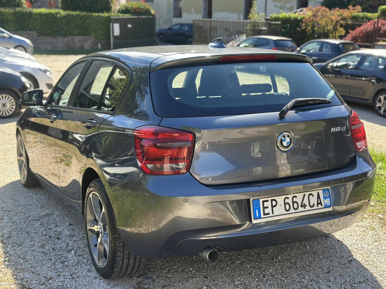 Bmw 118d 5p. URBAN TETTO KMCERT UNICOPR KMCERT GARANZ