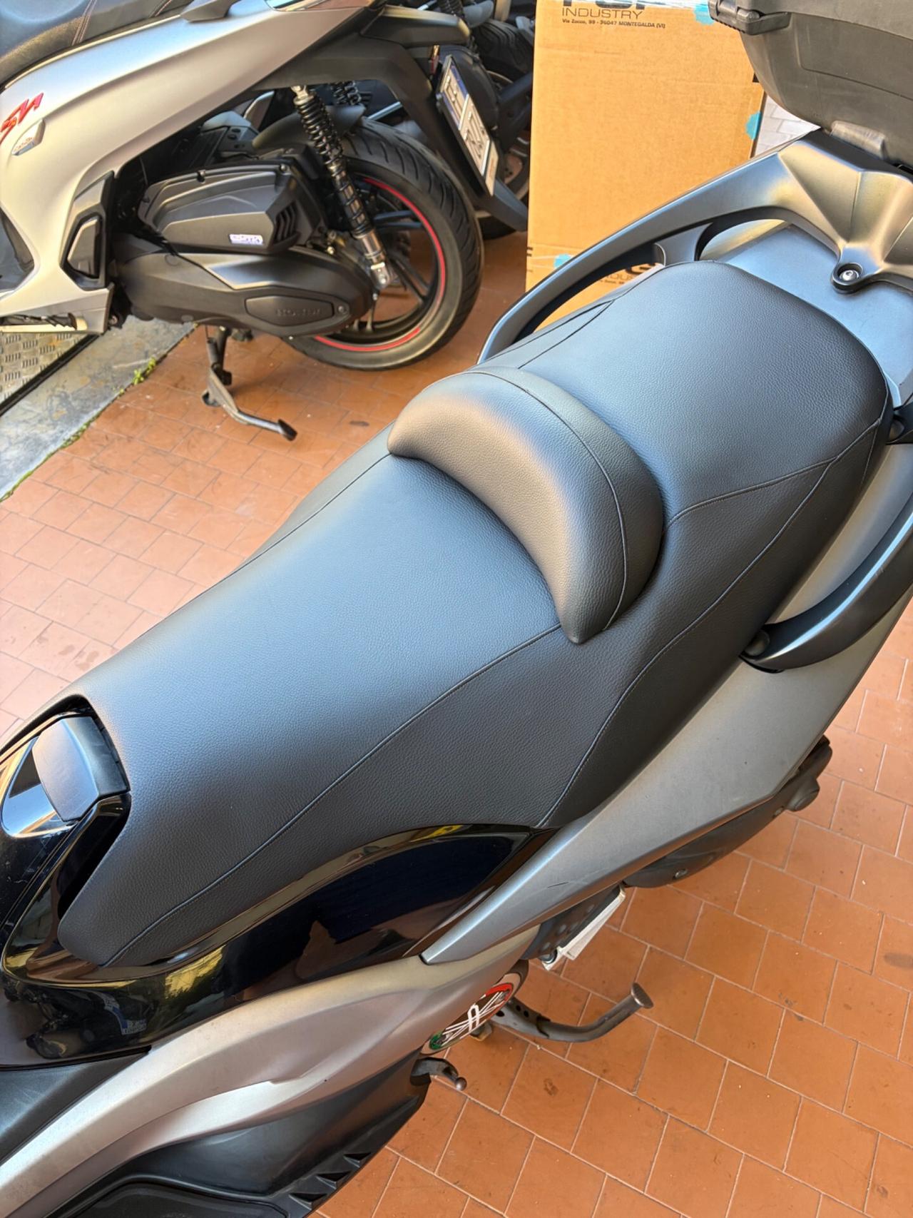 Yamaha T Max - 2010