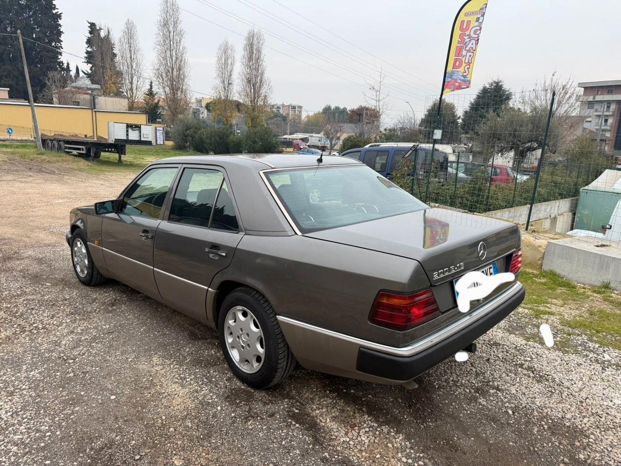 Mercedes-benz 200 e 16v gpl
