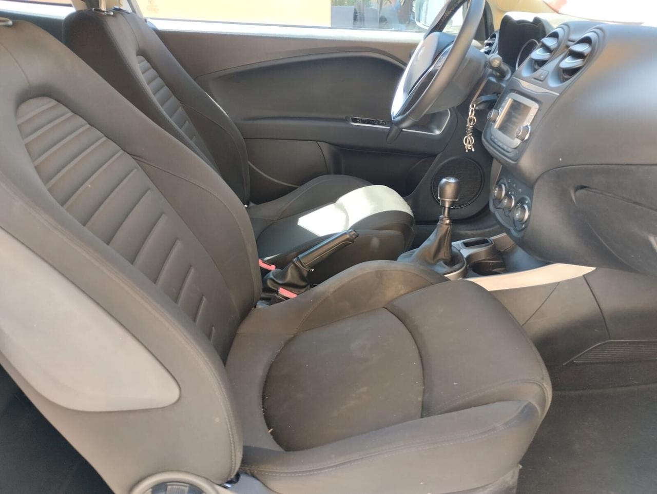 Alfa Romeo MiTo 1.4 78 CV 8V S&S Urban UNIPRO
