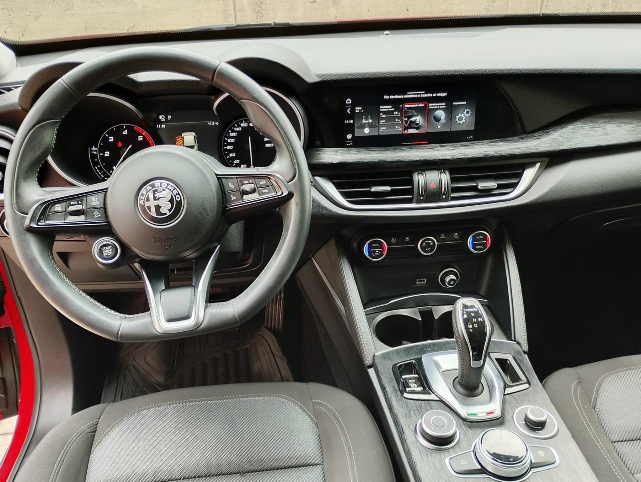 Alfa Romeo Stelvio 2.2 Turbodiesel 160 CV AT8 RWD Super