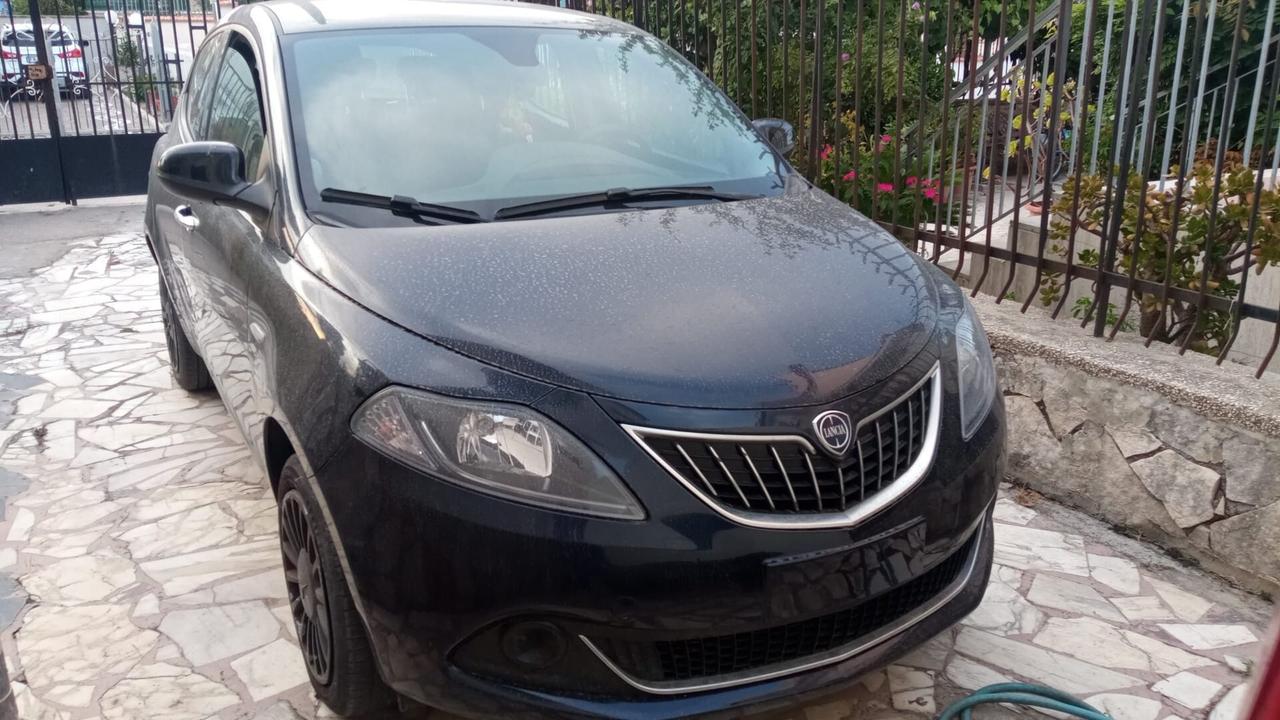 Lancia Ypsilon 1.0 FireFly 5 porte S&S Hybrid Ecochic UnYca BLUETOOTH CLIMA MULTIFUNZIONE