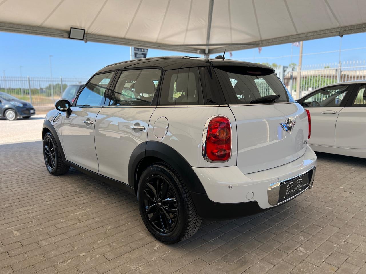 Mini Cooper D Countryman 1.6 110 Cv DOPPIO TETTO PANORAMICO