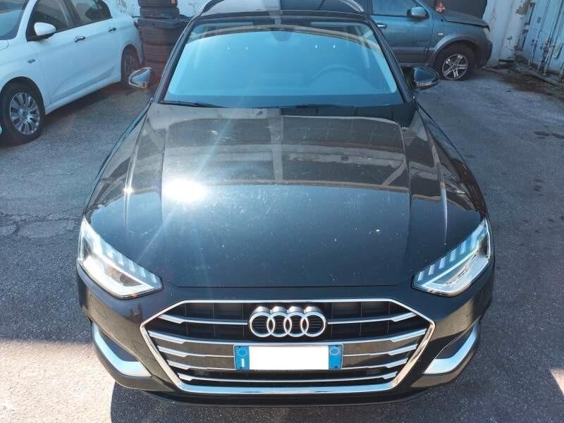 Audi A4 Avant 40 g-tron S tronic ACC- MATRIX !!!