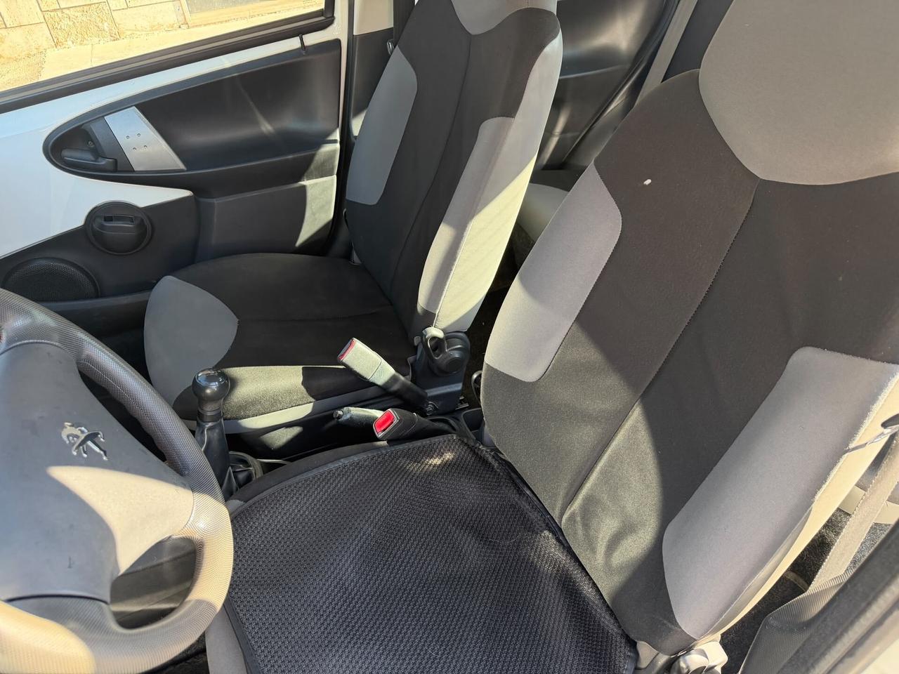 Peugeot 107 1.0 68CV 5 porte
