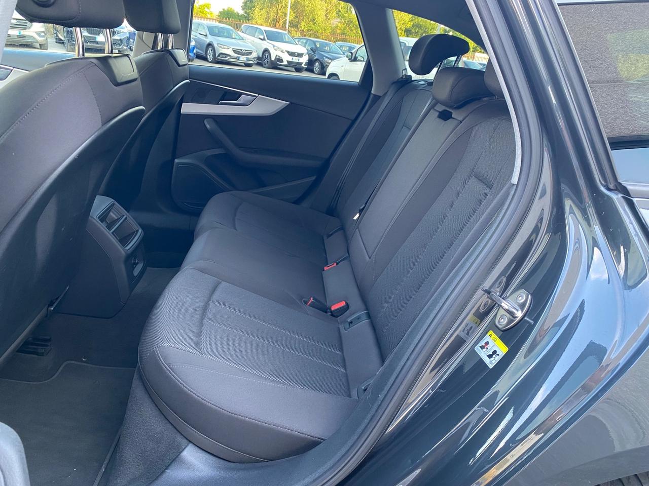 Audi A4 40 TDI 2.0 204 Cv Quattro S tronic Business