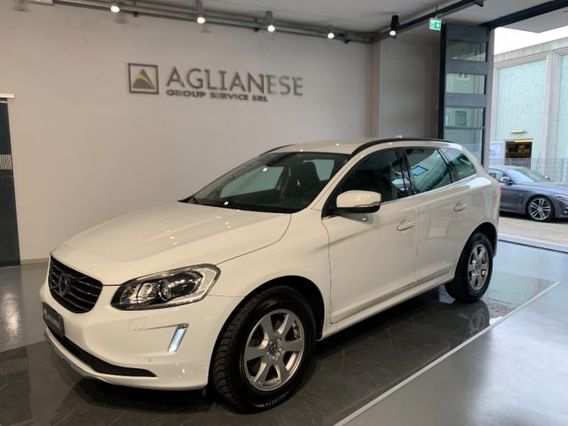 VOLVO XC60 D4 AWD Geartronic Momentum