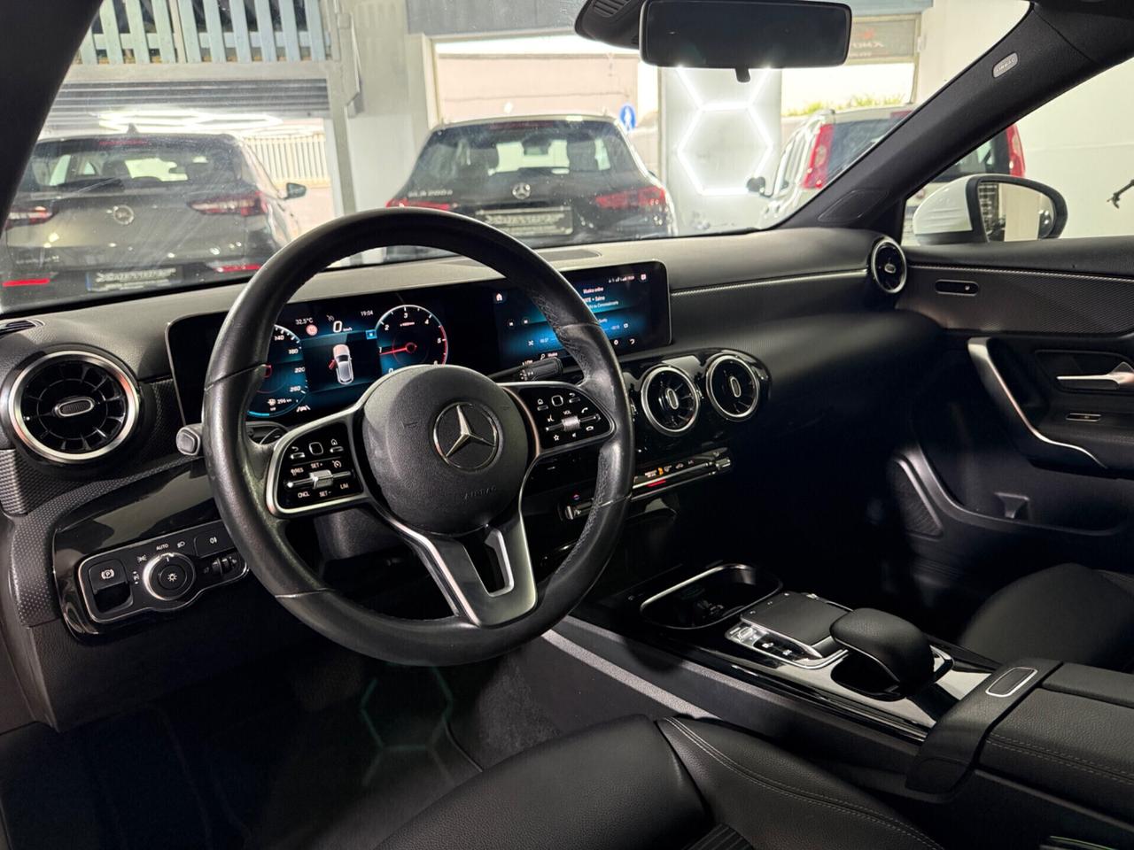 Mercedes-benz A 180 d Automatic Business