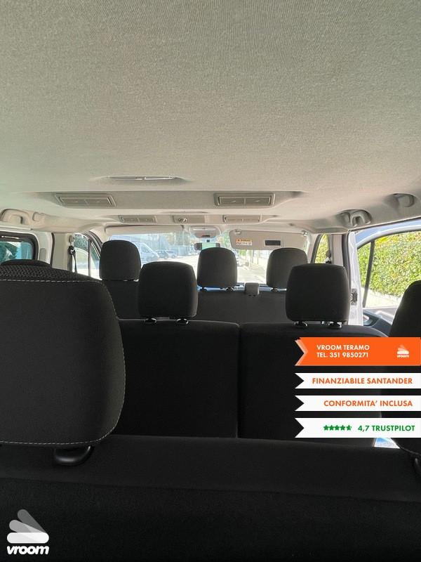 RENAULT Trafic 2.0 dCi 120CV DISABILI