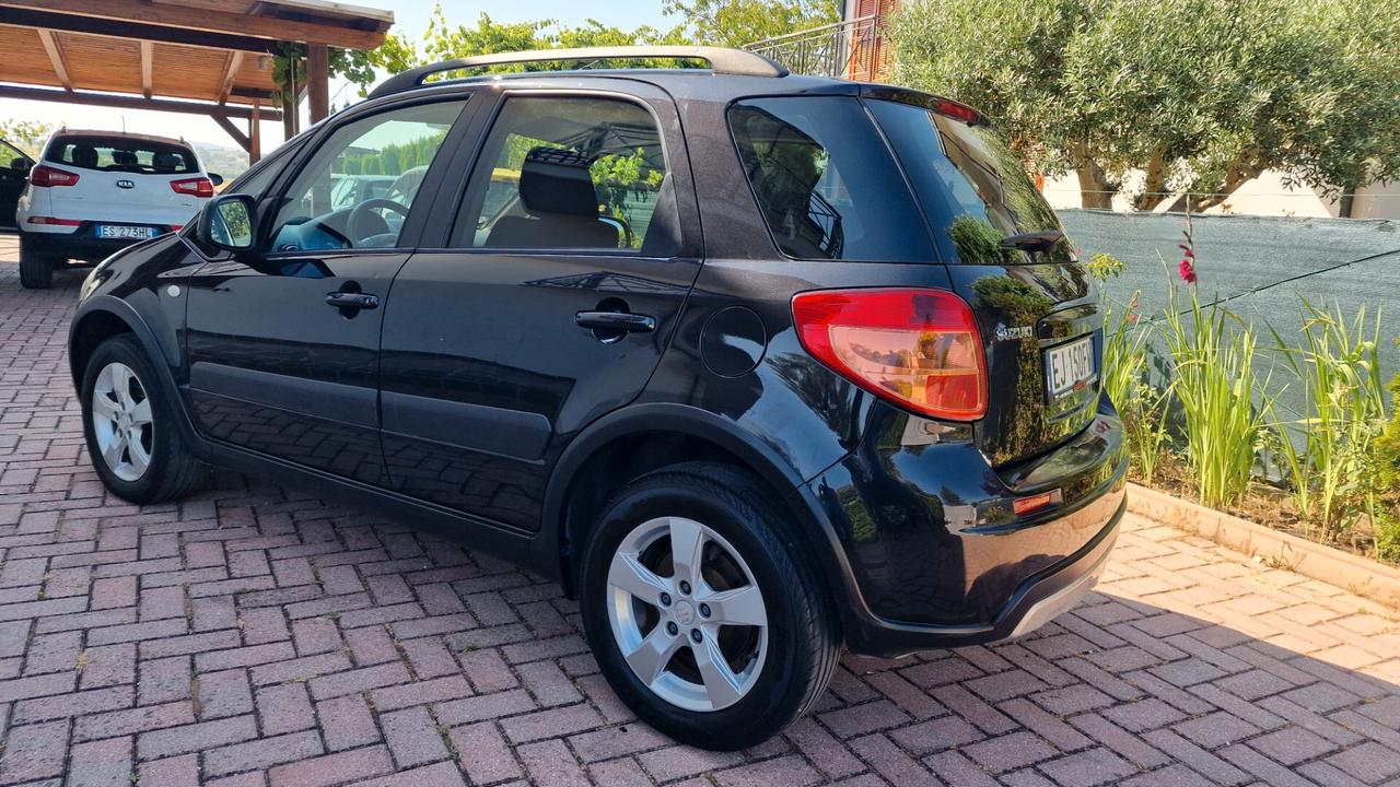 Suzuki SX4 1.6 16V 4WD Outdoor Line GLX NAVI+