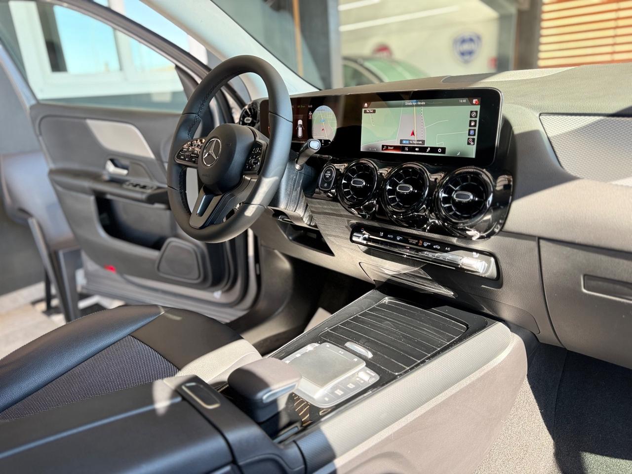 Mercedes-benz GLA 200 d Automatic Sport