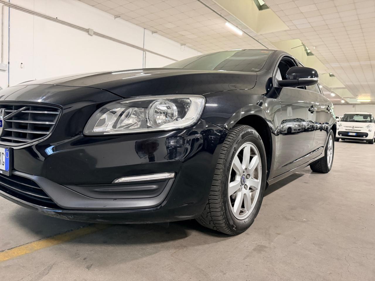 Volvo V60 D2 1.6 Kinetic