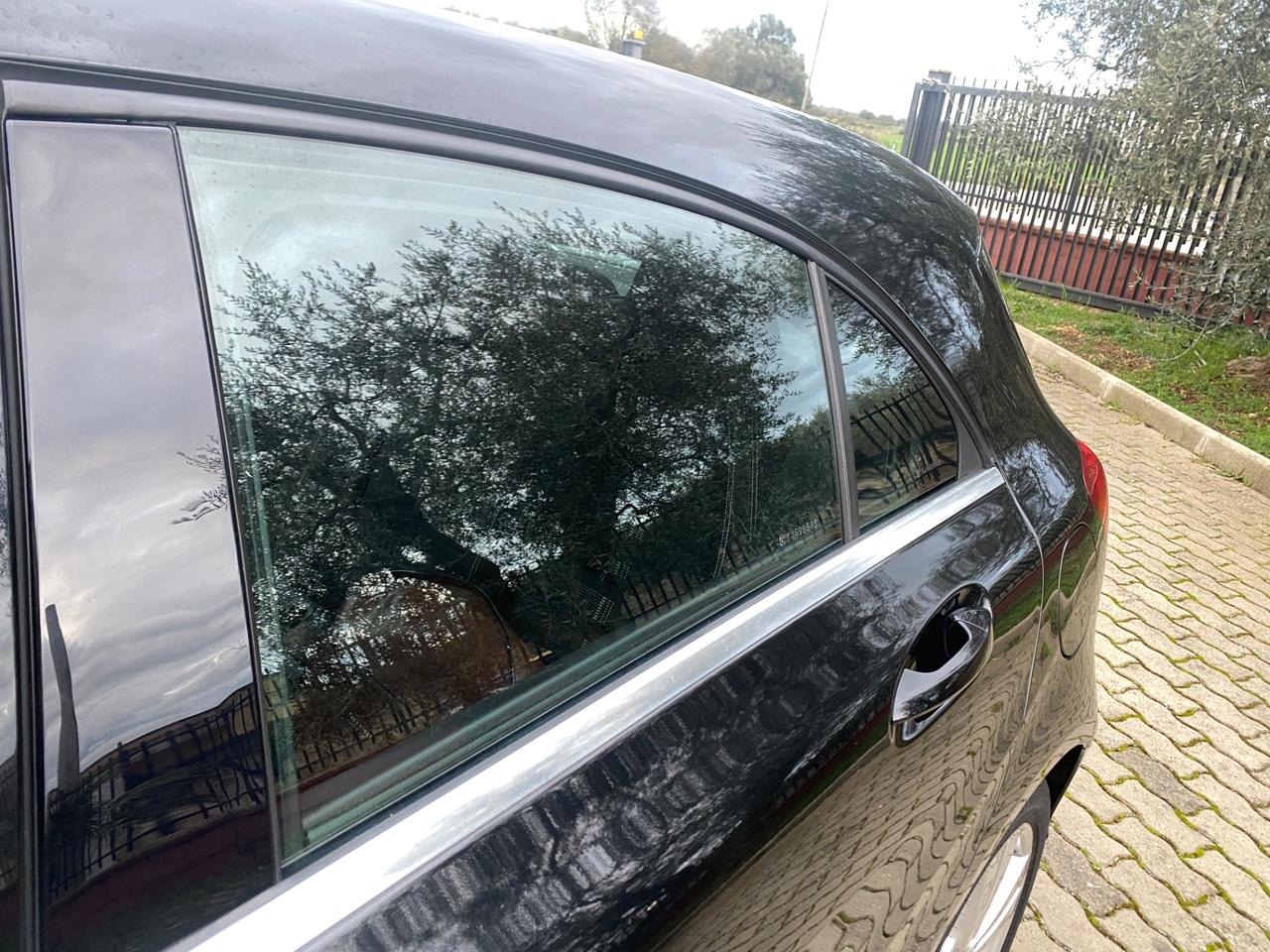 Mercedes-benz A 180 d Premium--KM CERTIFICATI--DICEMBRE 2017