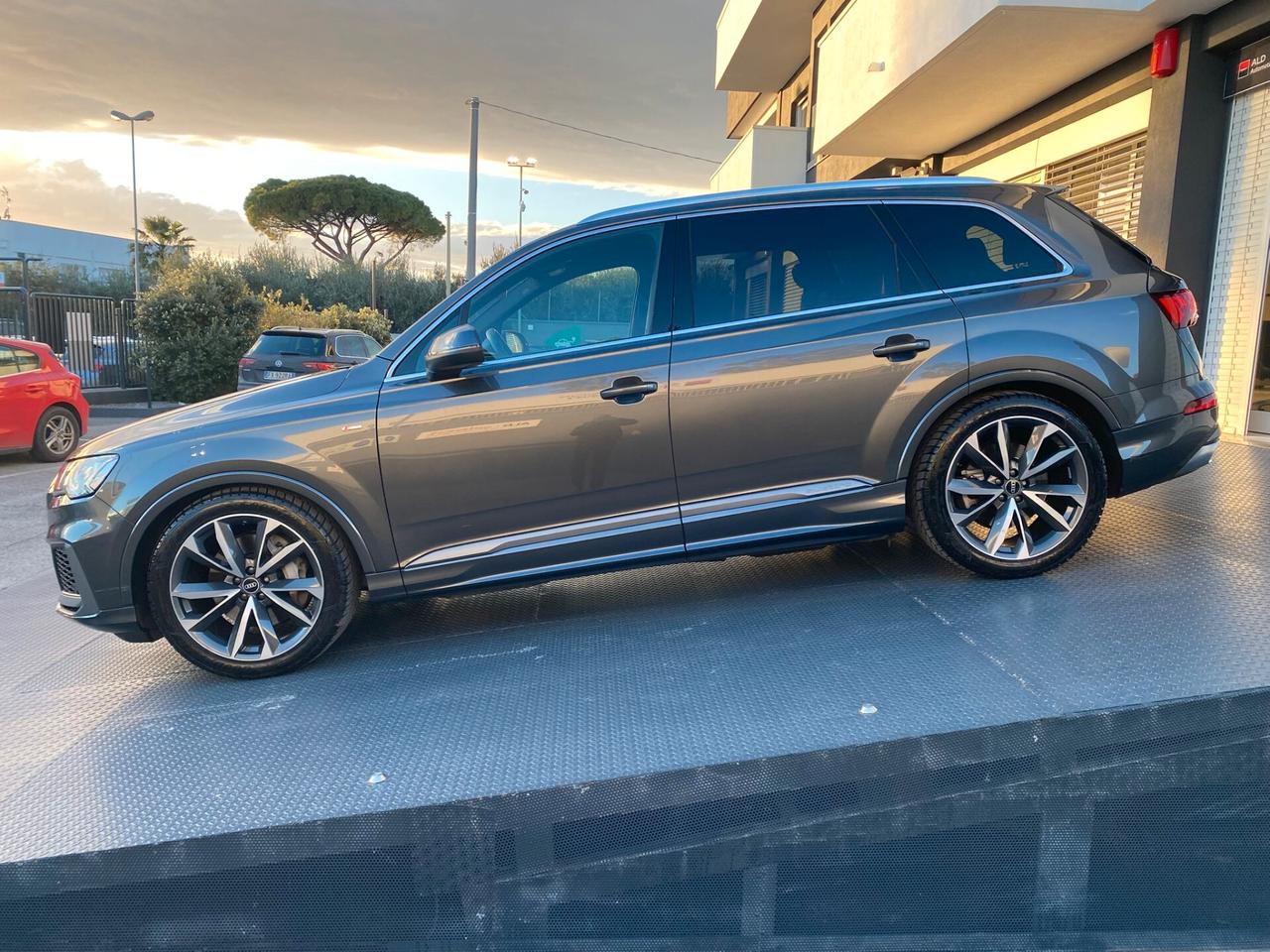 Audi Q7 50 TDI quattro tiptronic Sport Plus