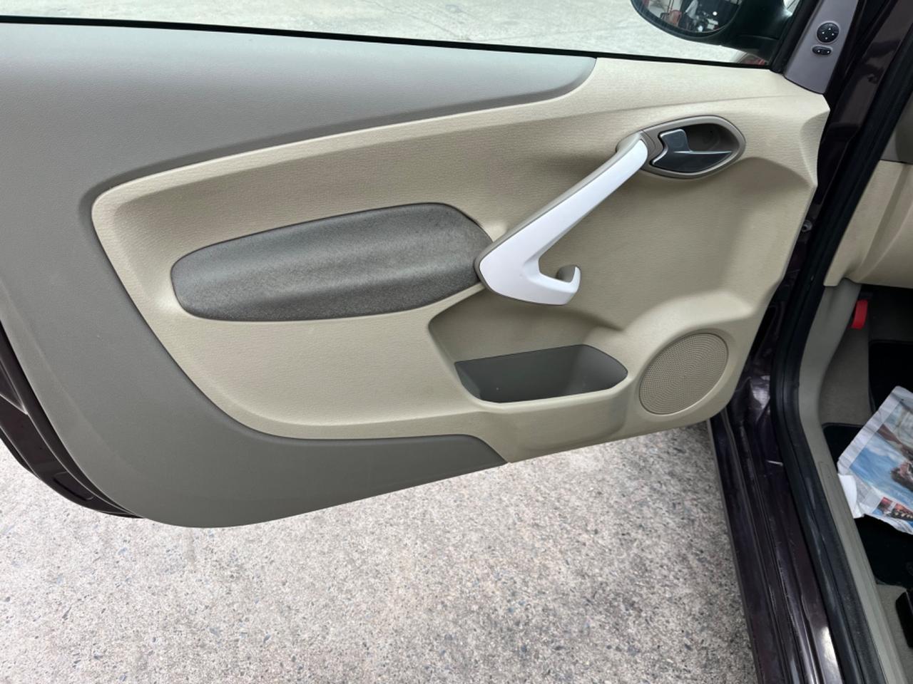 Ford Ka Ka+ 1.3 TDCi 75CV Titanium cDPF