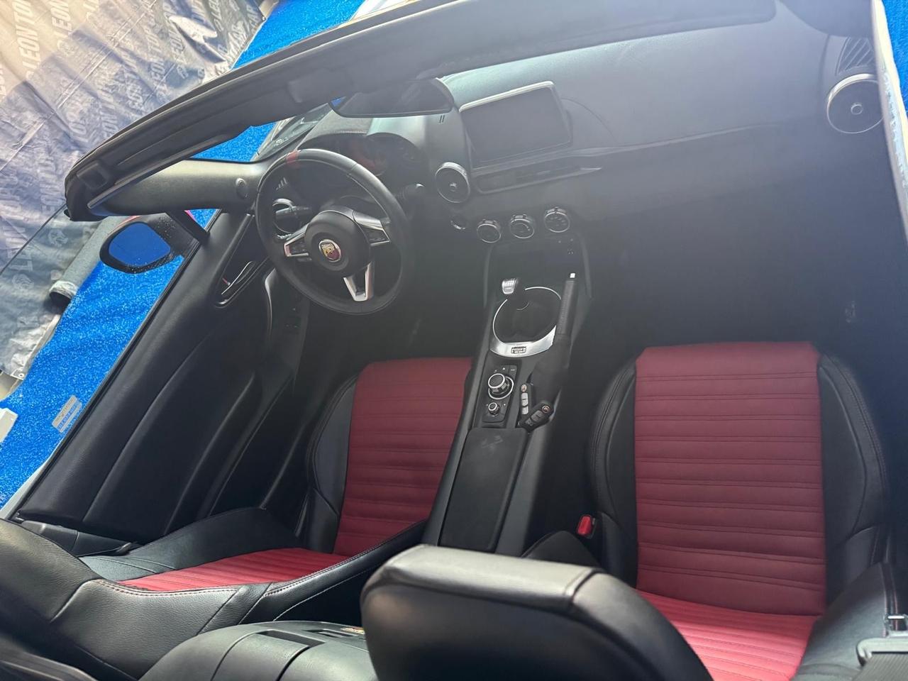 Abarth 124 Spider 1.4 Turbo MultiAir AT 170 CV