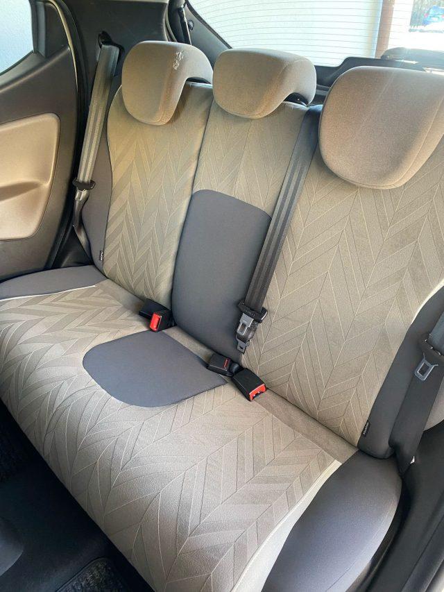 LANCIA Ypsilon 1.2 69 CV 5 porte GPL Ecochic Silver