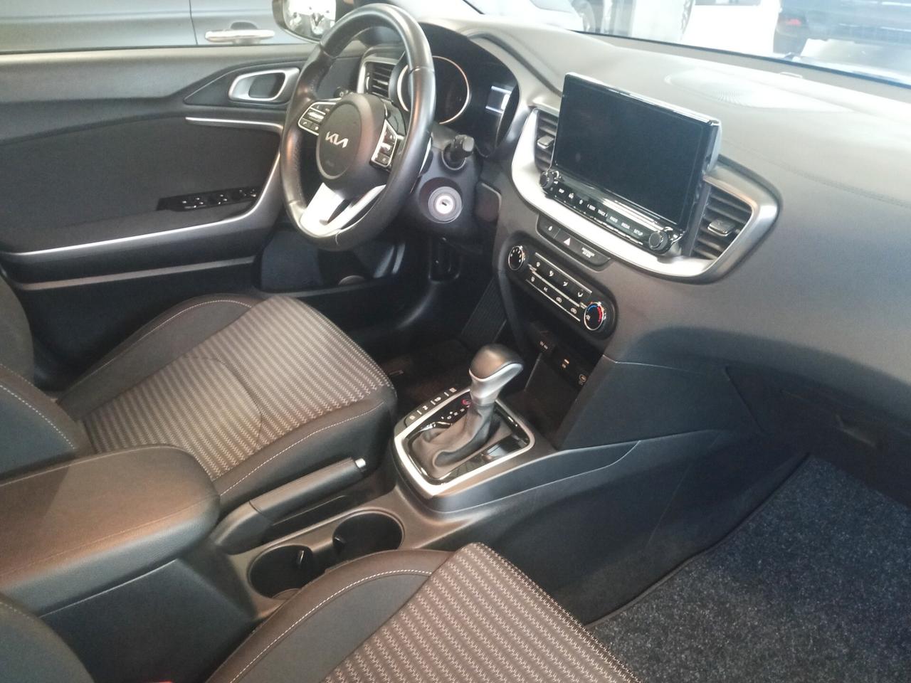 Kia Ceed 1.6 CRDi 136 CV MHEV DCT SW Business