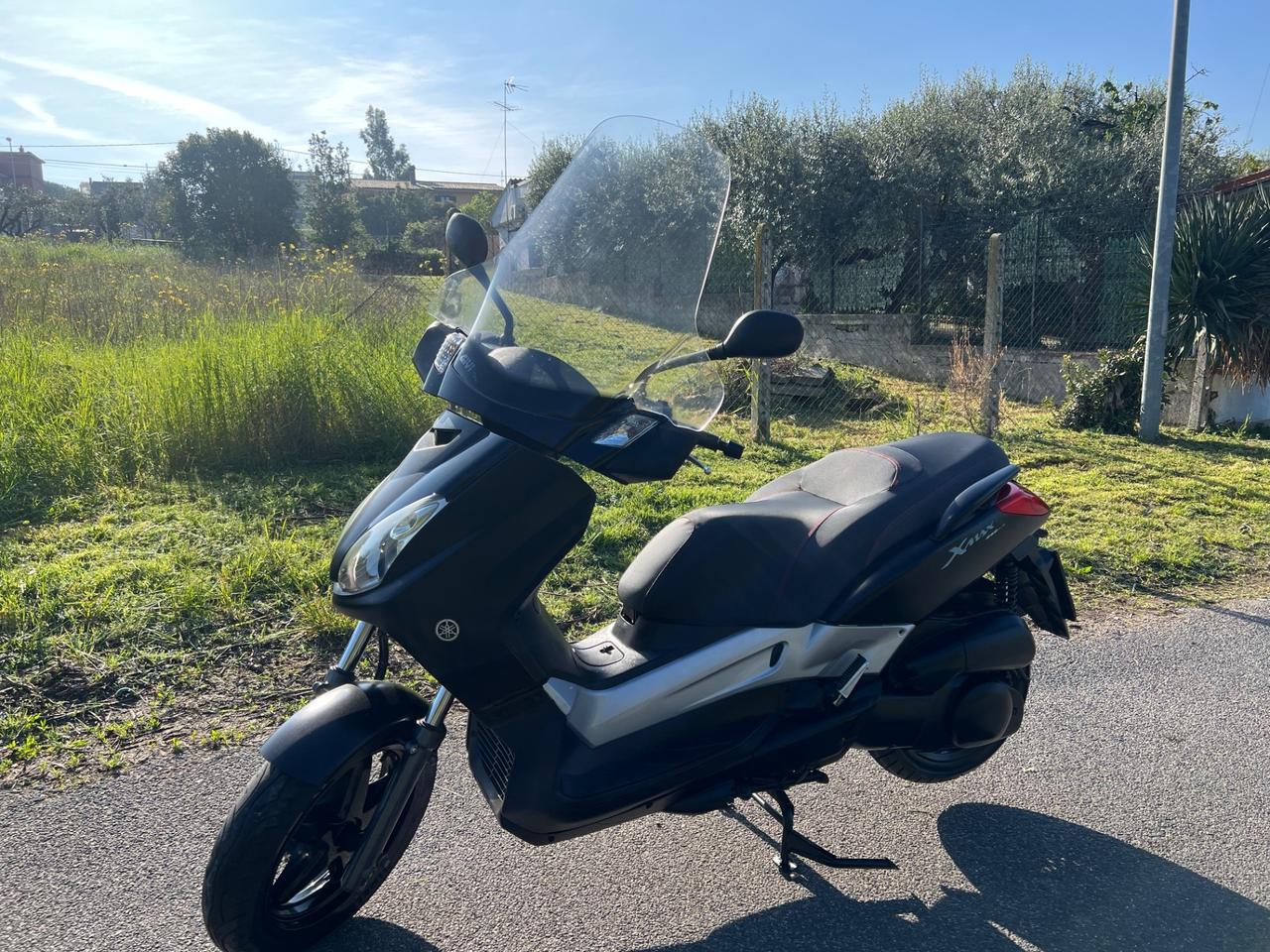 Yamaha X-Max 250