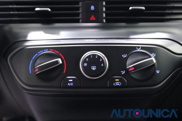 HYUNDAI i20 1.2 84CV 5 PORTE CONNECTLINE FARI LED NEOPATENTATI