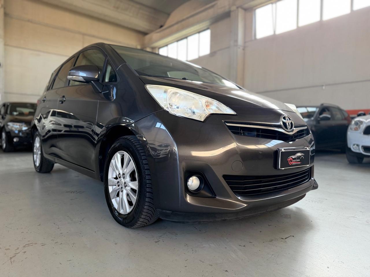 Toyota Verso-S 1.3 MT Active NEOPATENTATI