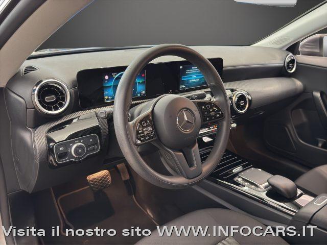 MERCEDES-BENZ CLA 200 d 150 CV Shooting Brake Autom. Executive - PROMO
