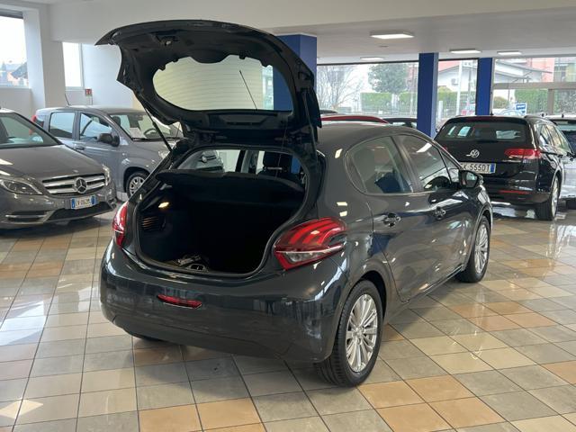 PEUGEOT 208 1° serie PureTech 82 5 porte Allure