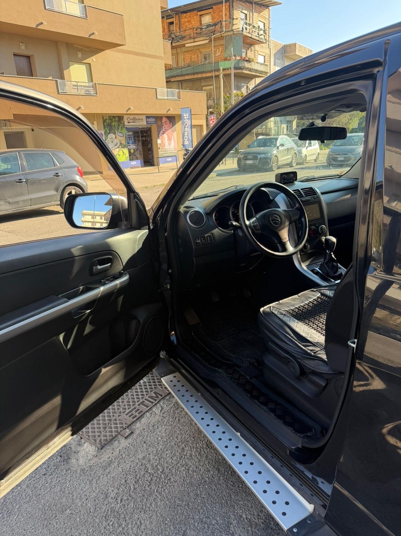 Suzuki Grand Vitara 1.9 DDiS 3p. Special Edition